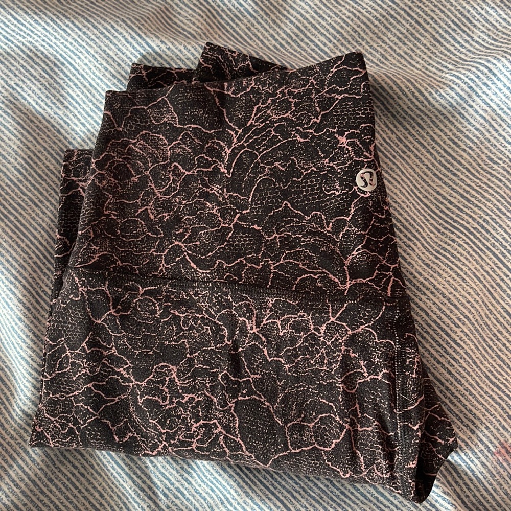 Lululemon align leggings SIZE 6